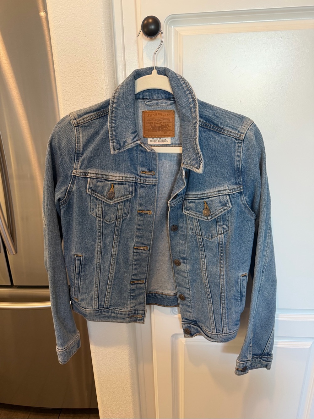Levi's Women's Light Blue Denim Trucker Jacket